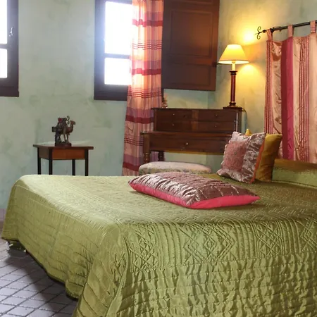 Zagora, 8 Au Village Naturiste Couple Only Riad