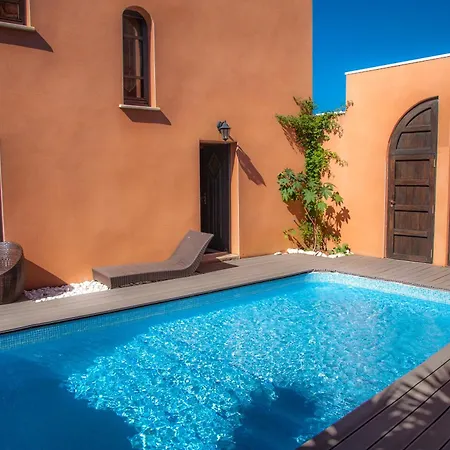 Riad Zagora, 8 Au Village Naturiste Couple Only Agde