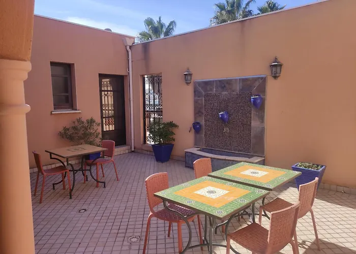 Riad Zagora, 8 Au Village Naturiste Couple Only Agde