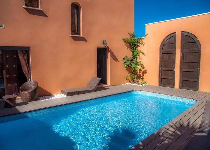 リヤド Zagora, 8 Au Village Naturiste Couple Only アグド